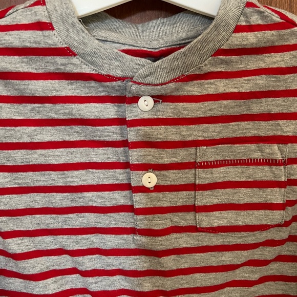 Baby Gap Red/Gray Striped Henley, size 4. - Picture 5 of 5